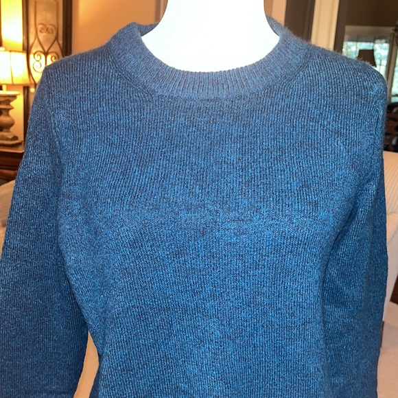 GAP crewneck sweater - Picture 2 of 11
